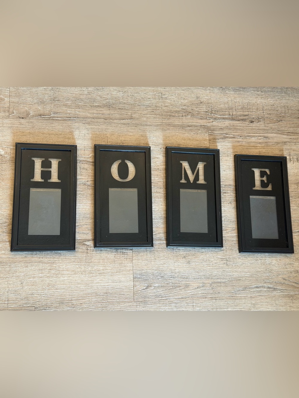 Black "O" and "M" Letter Wall Plaques - Home Wall Decor
